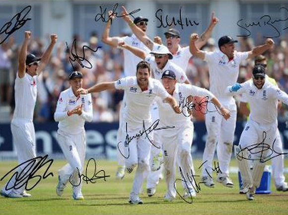 England Ashes Team 2013 Joe Root James Anderson